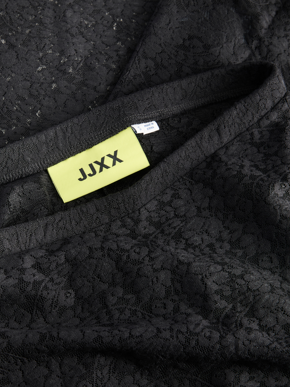 model_shot-detail
